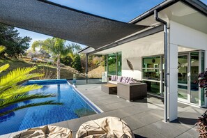 Pool - Woodford Views - Havelock North Holiday Home (Havelock North)