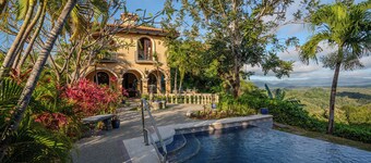 Villa la Ventana - Villa and Casita overlooking the Pacific Ocean near Nosara