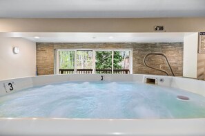 Interior - Perfectly Located Vail Home Hot Tub On Bus Lines (Vail)