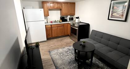 Montpelier’s Hideout 25 to Lake