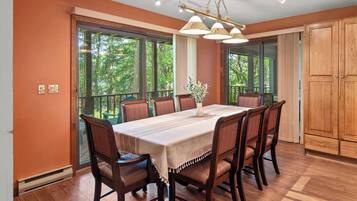 Rumah (4 Bedrooms) | Interior