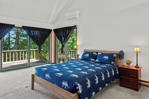 House (4 Bedrooms) | Interior - Marina Village by Avantstay Walk to Lake + Marina Balcony + Patio (Greentown)