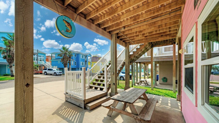 Steps to Beach, Balcony, Ocean View Golf Cart Zone Casa Rosada by Avantstay