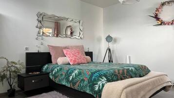 2 chambres, fer et planche Ă repasser, Wi-Fi, draps fournis