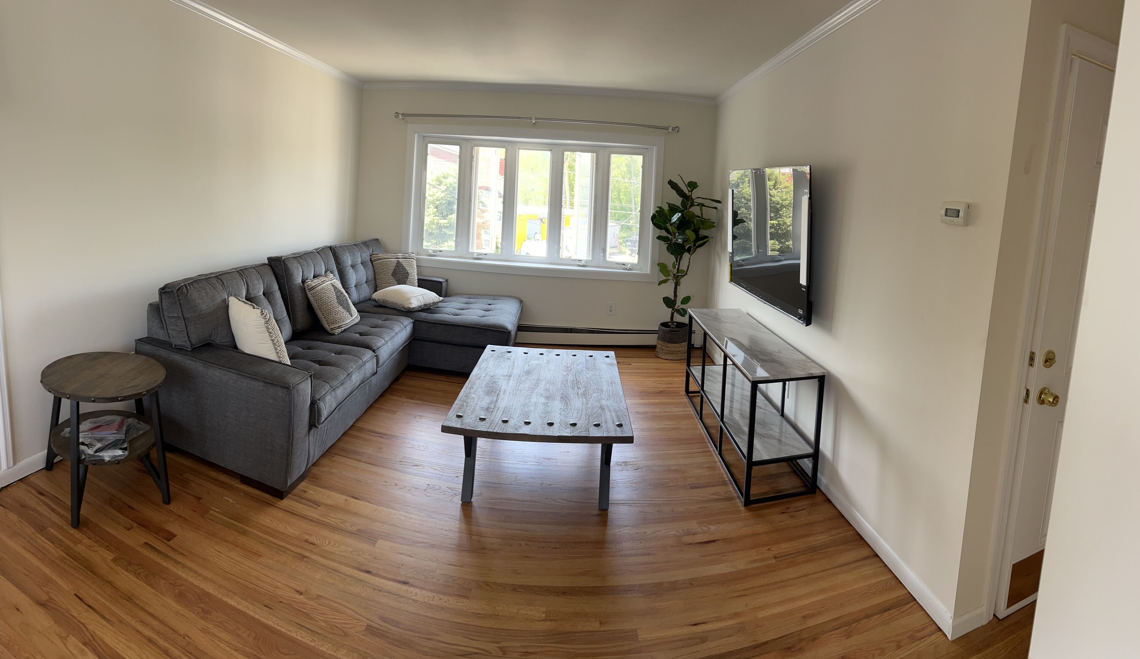 Stylish & Comfortable Apartment for Groups Near NYC