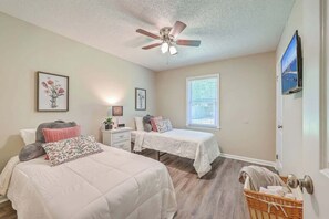 Strygejern/strygebræt, weekendseng, gratis Wi-Fi, sengetøj