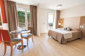 32-inch flat-screen TV with satellite channels