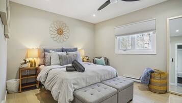 3 bedrooms, iron/ironing board, travel crib, free WiFi