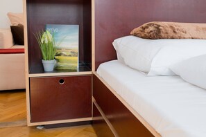 1 bedroom, iron/ironing board, free WiFi, bed sheets