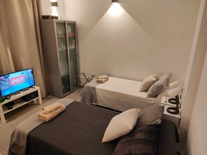 1 Schlafzimmer, Zimmersafe, Bügeleisen/Bügelbrett, kostenloses WLAN