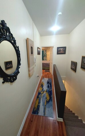 Interior - Live Like a Local in This Chic 2-Bedroom Maraval Escape! (Maraval)