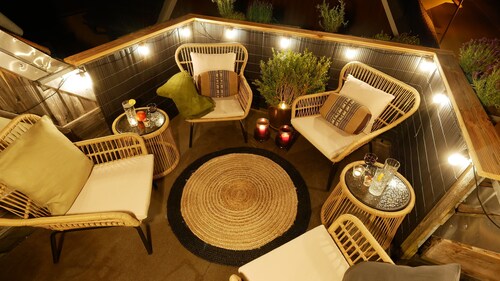 Green Loft Black Forest / 120 sqm / roof balcony -- music corner
