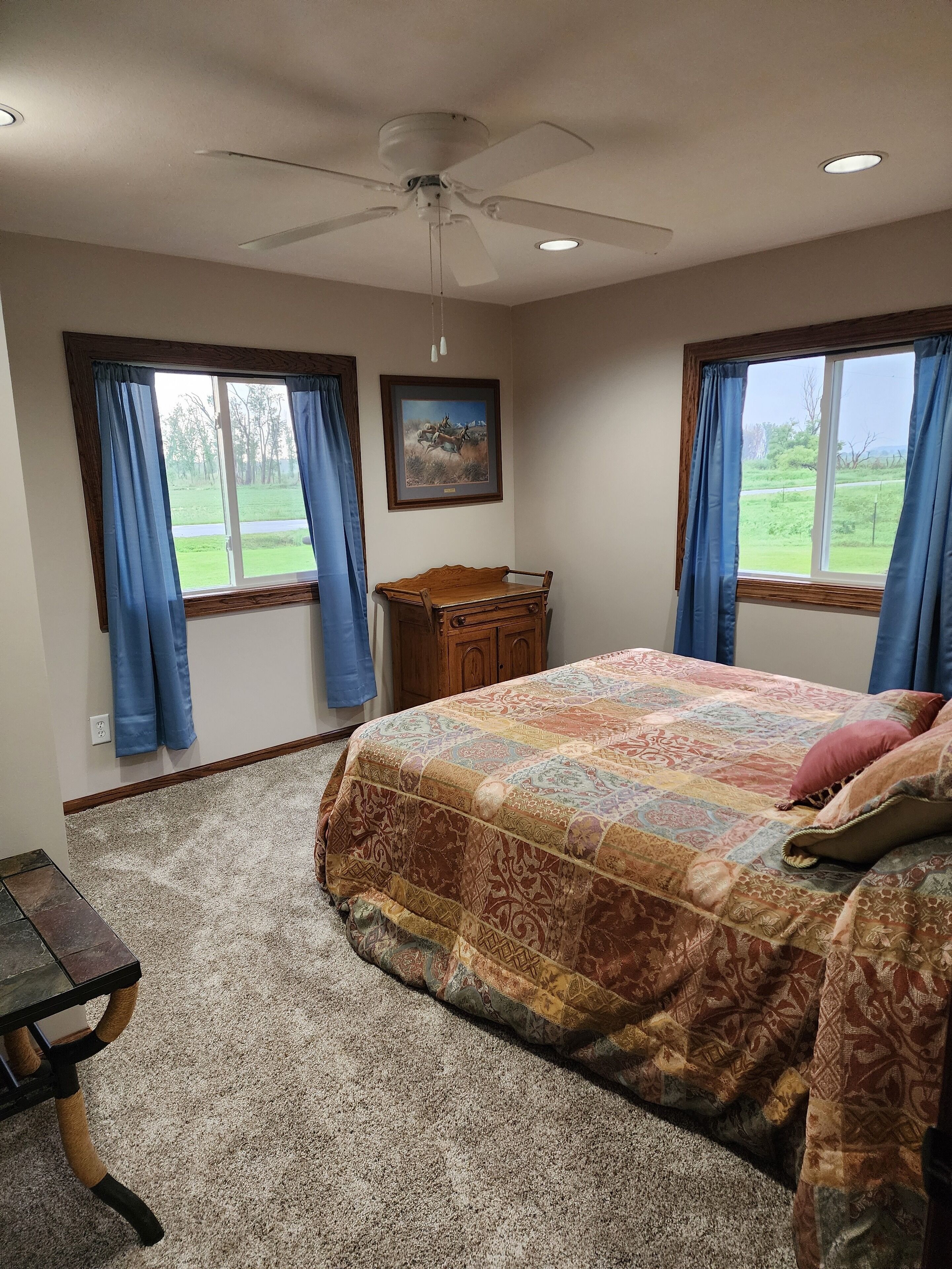 4 多间卧室、办公桌、熨斗/熨衣板、免费 WiFi