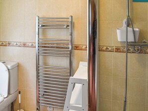 Towels - 6 bedroom accommodation in Sittingbourne, near Faversham (Sittingbourne, near Faversham)