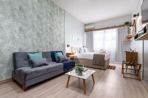 1 dormitorio, tabla de planchar con plancha, cuna de viaje y wifi gratis
