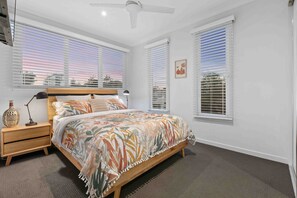 4 Schlafzimmer, Bügeleisen/Bügelbrett, kostenloses WLAN, Bettwäsche