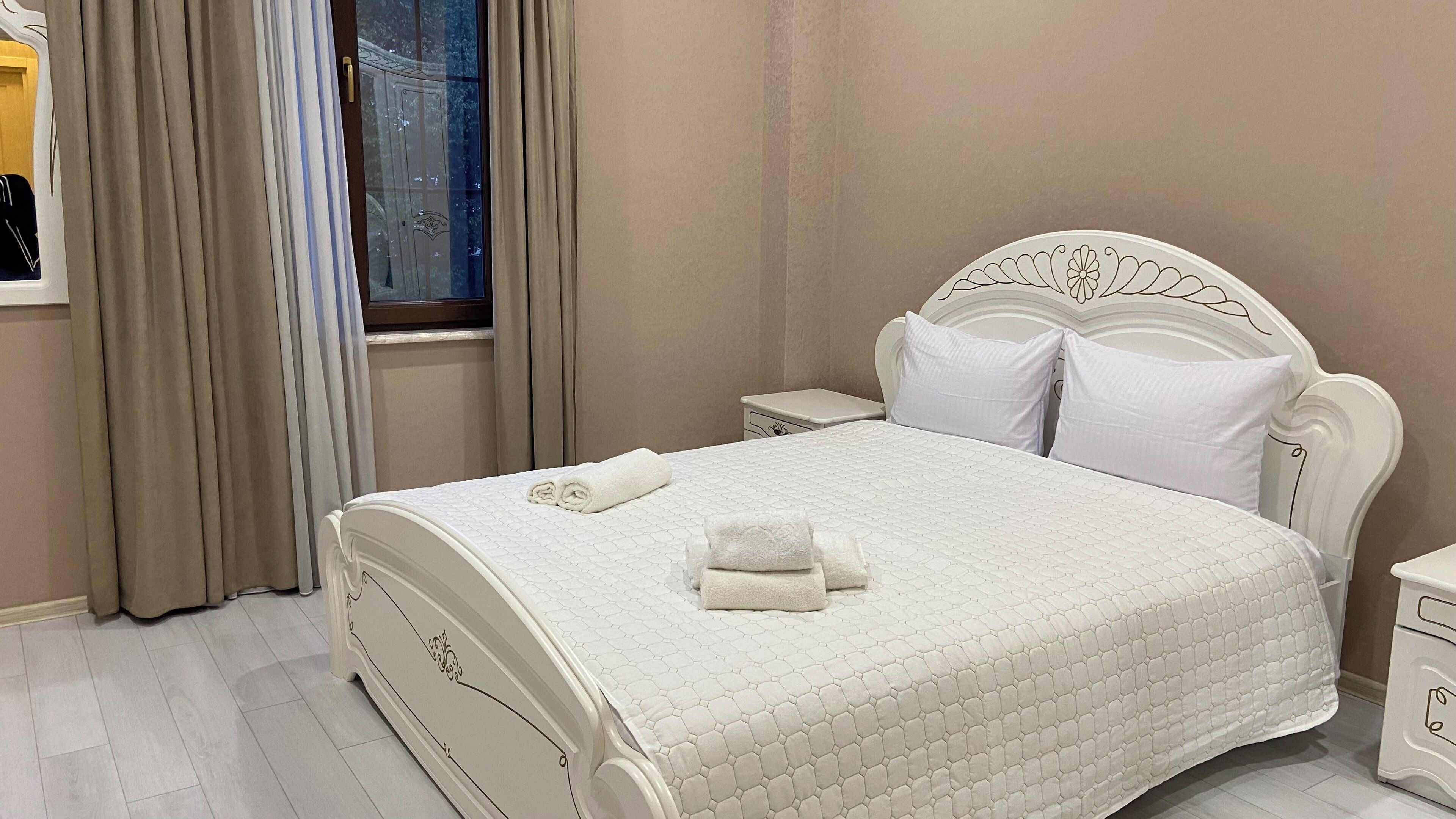 Double Room | Free WiFi