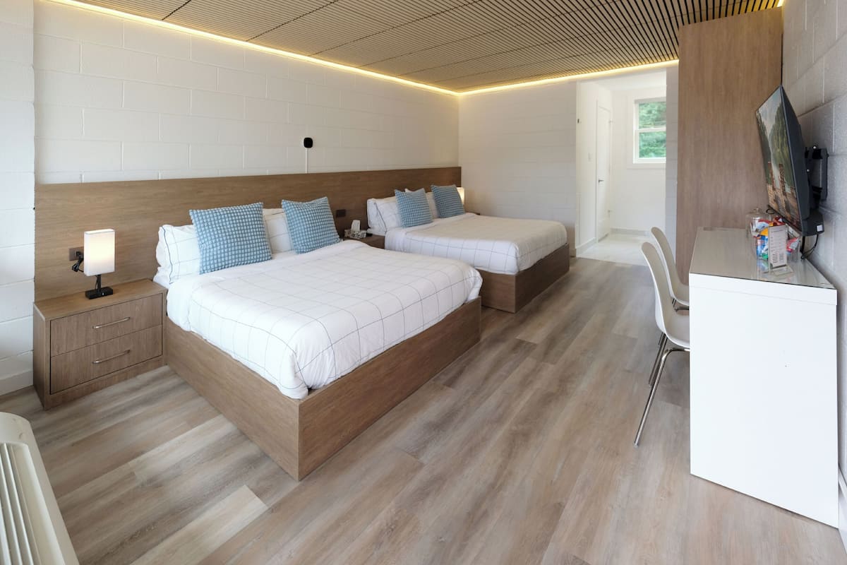 In-room safe, desk, laptop workspace, free WiFi