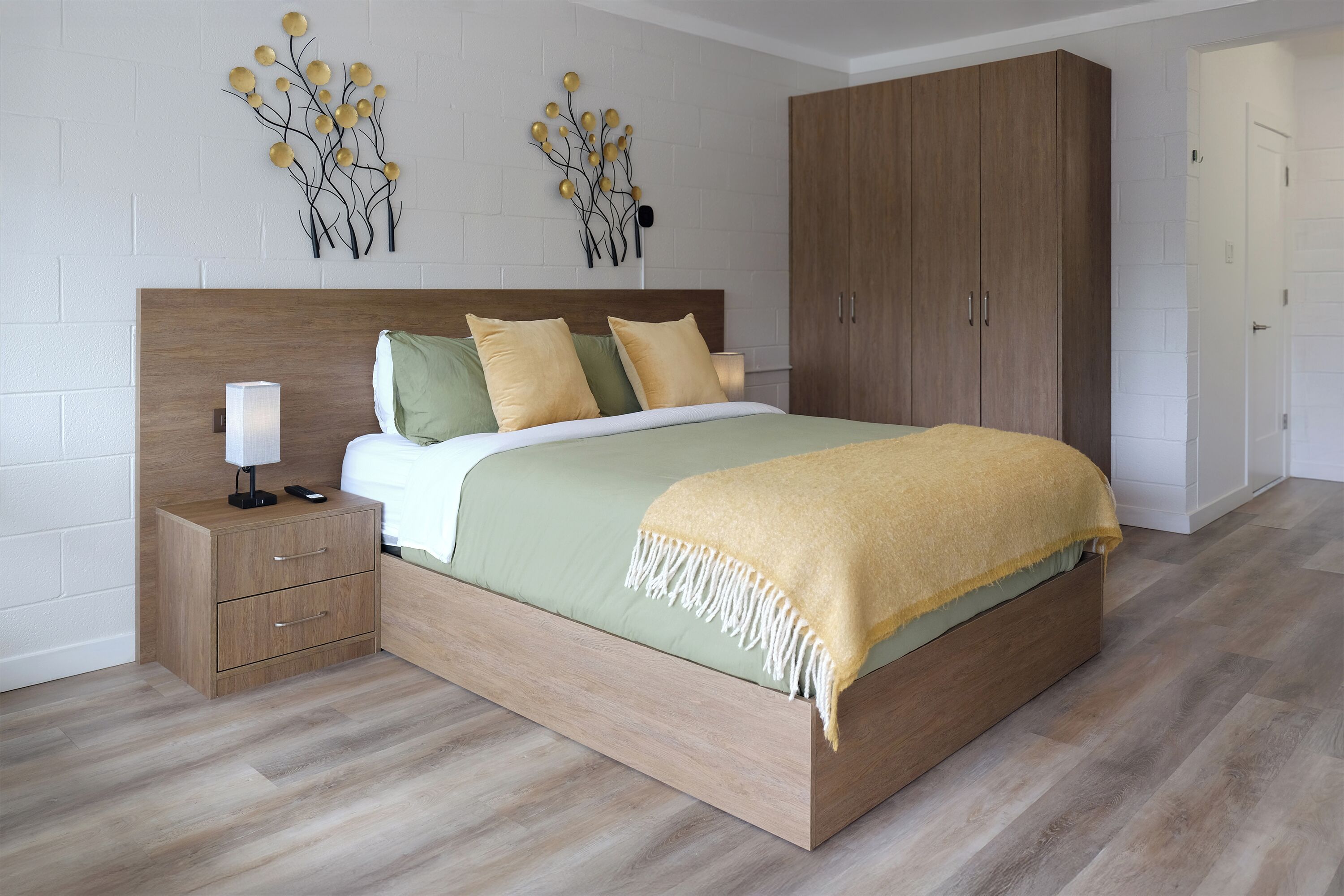 Standard Double Room, 1 Queen Bed, Non Smoking | In-room safe, desk, laptop workspace, free WiFi