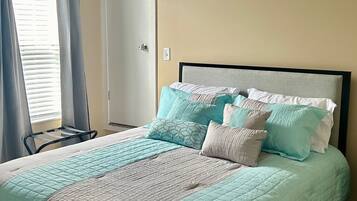 2 bedrooms, desk, iron/ironing board, free WiFi