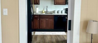 Remodeled 2 BR 2nd Fl Apartment in Hanover