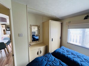 2 bedrooms, free WiFi