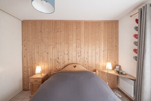 2 bedrooms, free WiFi, bed sheets - Apartment 'Residence Des Neiges - Immoclean' with Mountain View, Balcony and Wi-Fi (Morillon)