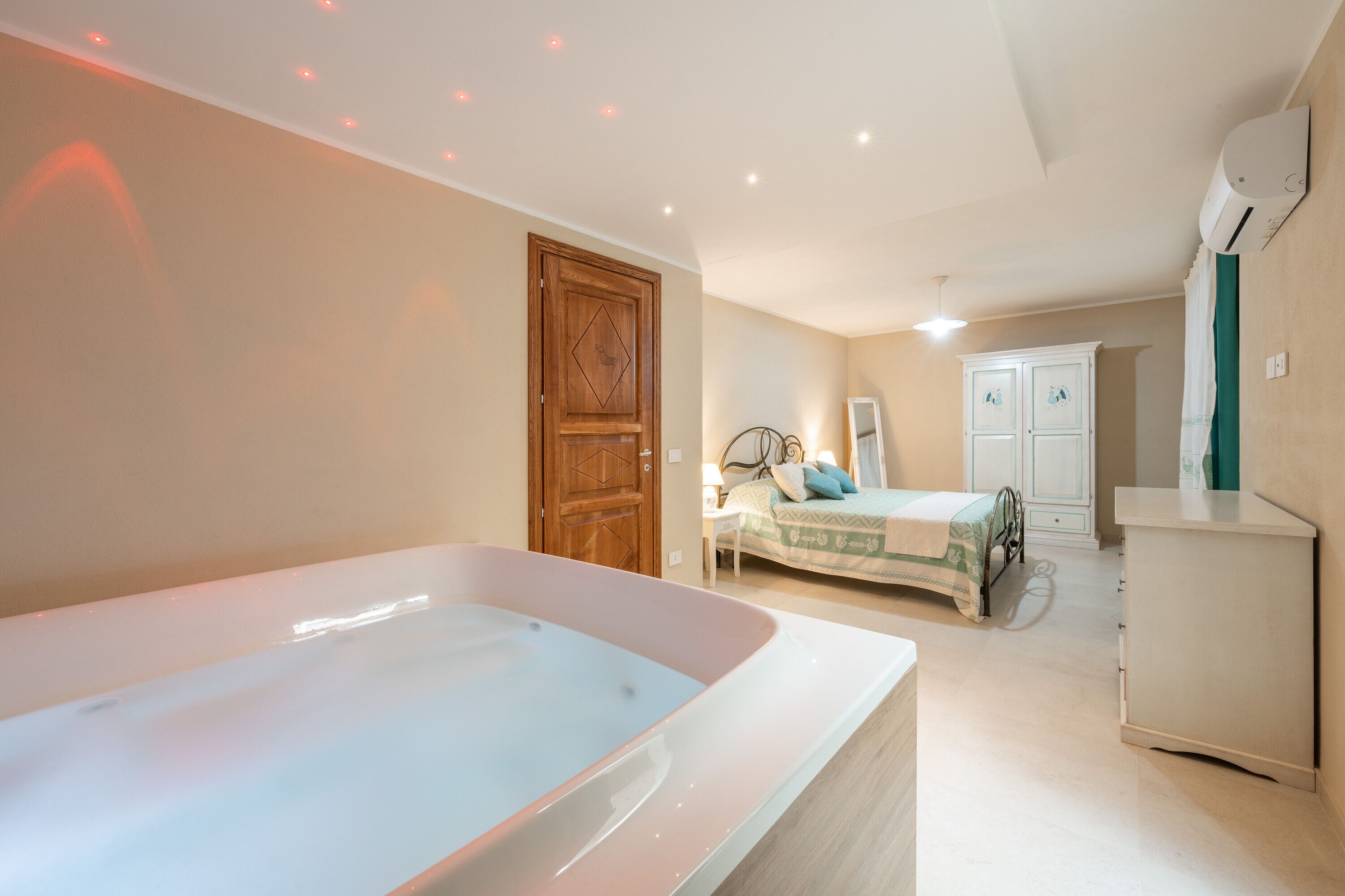 4 chambres, fer et planche à repasser, Wi-Fi gratuit, draps fournis