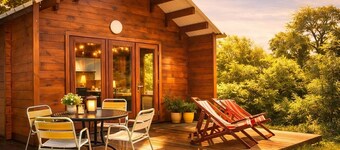 Chalet "Pondok Indah" with Jacuzzi, Private Terrace and Private Garden