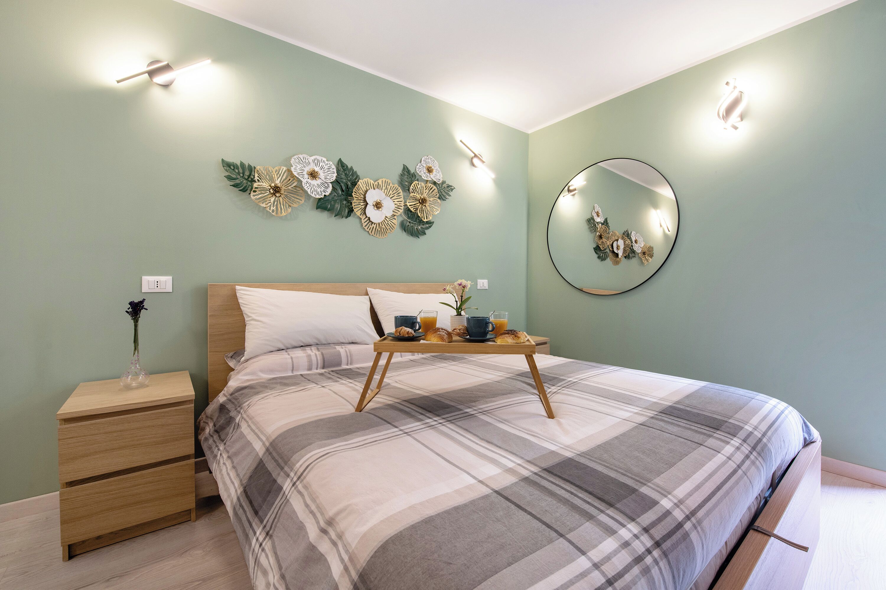 1 slaapkamer, een strijkplank/strijkijzer, gratis wifi, beddengoed