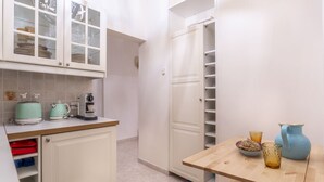 Unclassified image, 2 of 17, button - iFlat | Comfy apt a few steps from the Vatican (Roma)