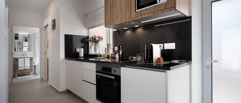 Fridge, microwave, oven, stovetop