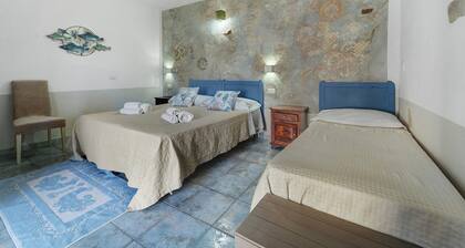 Triple Room with Wi-Fi and Air Conditioning