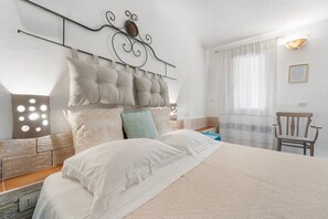 1 soverom og sengetøy