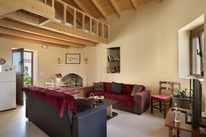 Téléviseur, foyer