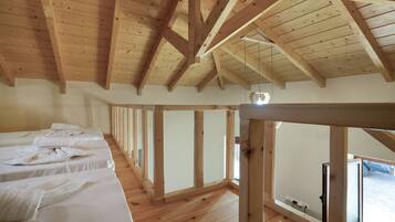 2 dormitorios, tabla de planchar con plancha, wifi gratis y ropa de cama