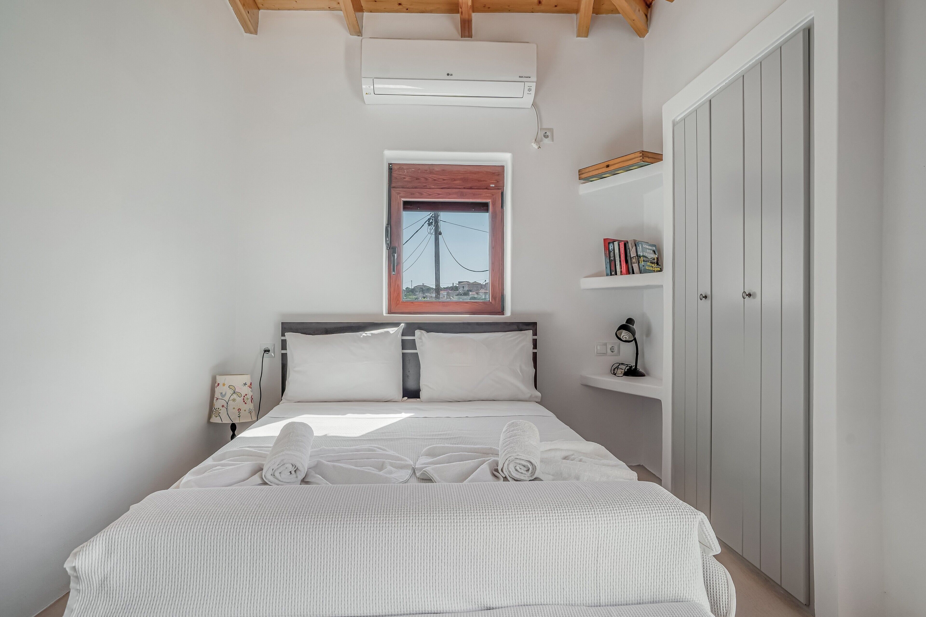 1 soverom, strykejern/-brett, wi-fi (inkludert) og sengetøy