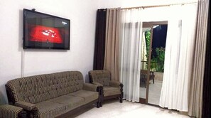 TV