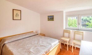 2 bedrooms, free WiFi - Apartment 'Appartamento Incantevole In Villa' with Sea View, Wi-Fi and Air Conditioning (Santa Maria)