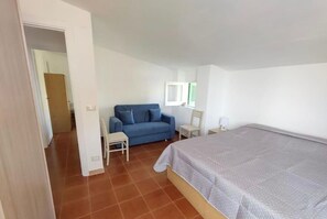 2 bedrooms, free WiFi