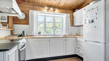 Refrigerador, horno y parrilla de estufa