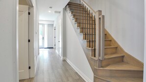 Interior - Woodmere Cottage (#7) (Muskoka Lakes)