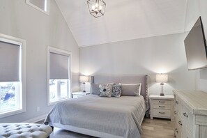 3 soverom, strykejern/-brett, wi-fi og sengetøy