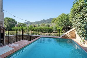 Pool - Country House 'Ca L'Arcadi - Alforja' with Mountain View, Private Pool and Wi-Fi (Alforja)
