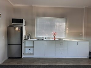 Phòng đơn Exclusive | Bếp riêng | Tủ lạnh nhỏ, lò vi sóng, bếp nấu 