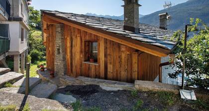 Appartement 'Appartamento 1' avec vue sur les montagnes et Wi-Fi