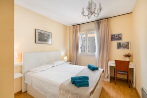 3 soverom, strykejern/-brett, wi-fi (inkludert) og sengetøy