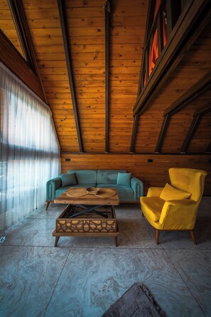 TV connectée de 43 pouces avec chaînes par satellite