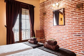 3 quartos, ferros/tábuas de passar roupa, Wi-Fi de cortesia