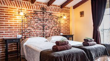 3 slaapkamers, een strijkplank/strijkijzer, gratis wifi, beddengoed